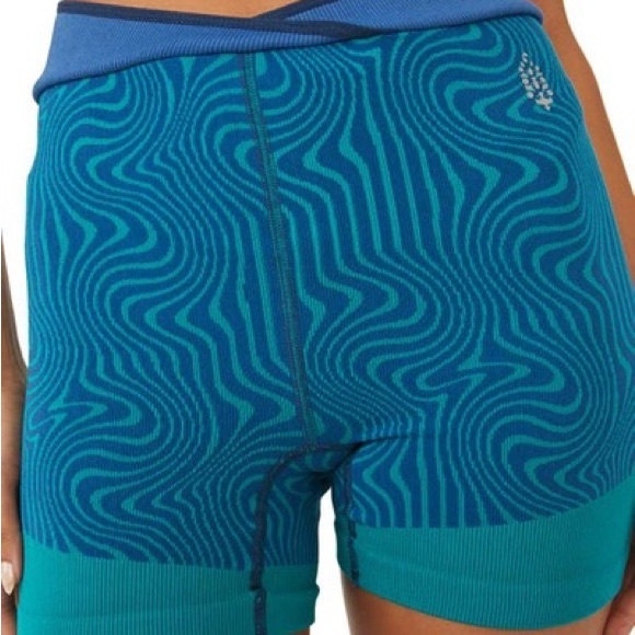 NWT Free People FP Movement Throw Jacquard Shorts in Wave Rider Combo, XS - Picture 5 of 11